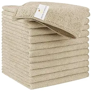 SHOWSTOPPER microfiber vehicle cleaning cloths in camel brown — Amazon product photograph